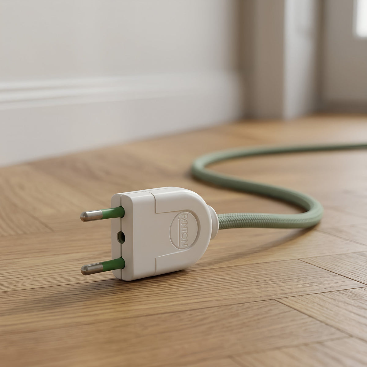 Clavija eléctrica recta, modelo pequeño para lámpara