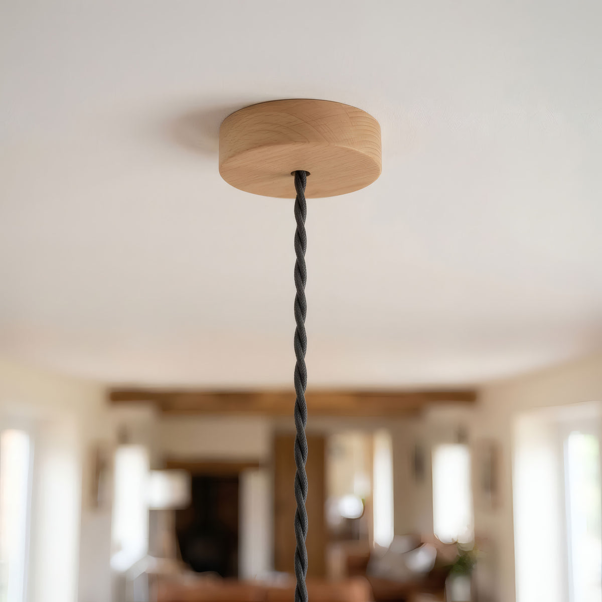Mini florón cilíndrico de madera, Ø 88 mm — 1 orificio central / Natural