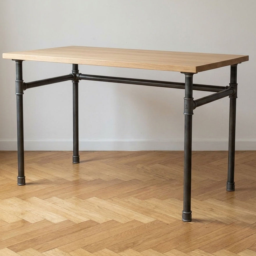 Escritorio industrial con tablero de roble claro sobre estructura en U de hierro fundido y acero Ø 34 mm, ambiente (tablero no incluido)