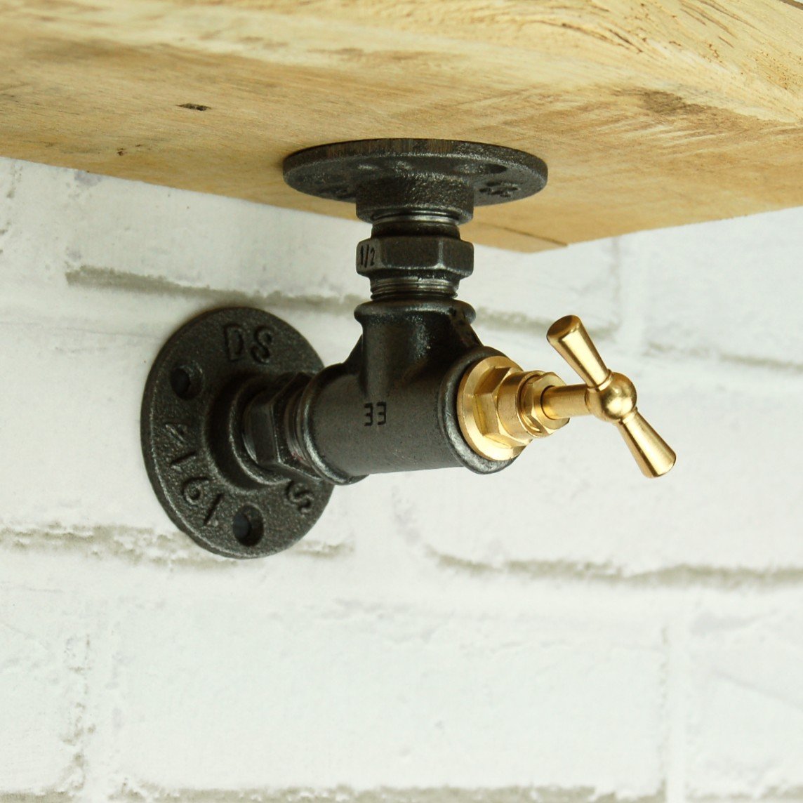 Escuadra Grifo | Modelo 3