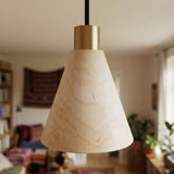 Pantalla cónica de madera natural para portalámparas E27