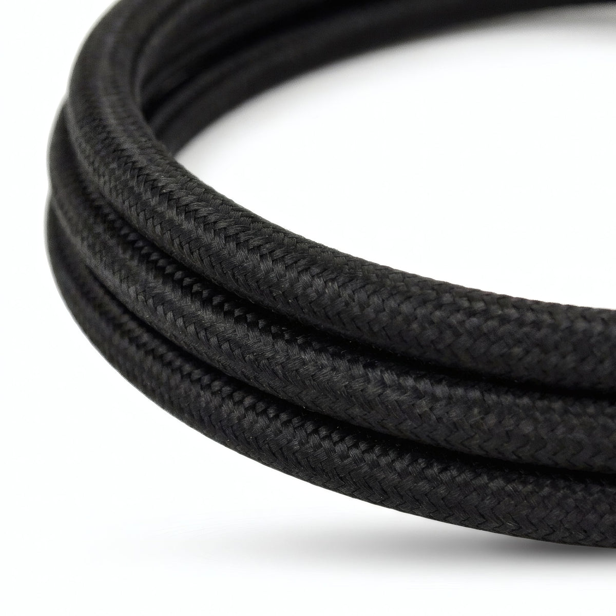 Cable eléctrico textil negro - foto de producto sobre fondo blanco 6