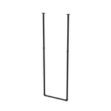 Portant à vêtements suspendu au plafond en tubes d'acier peints noir mat Ø 27 mm — largeur 56 cm, hauteur sous plafond 173 cm, vue de trois quarts sur fond blanc