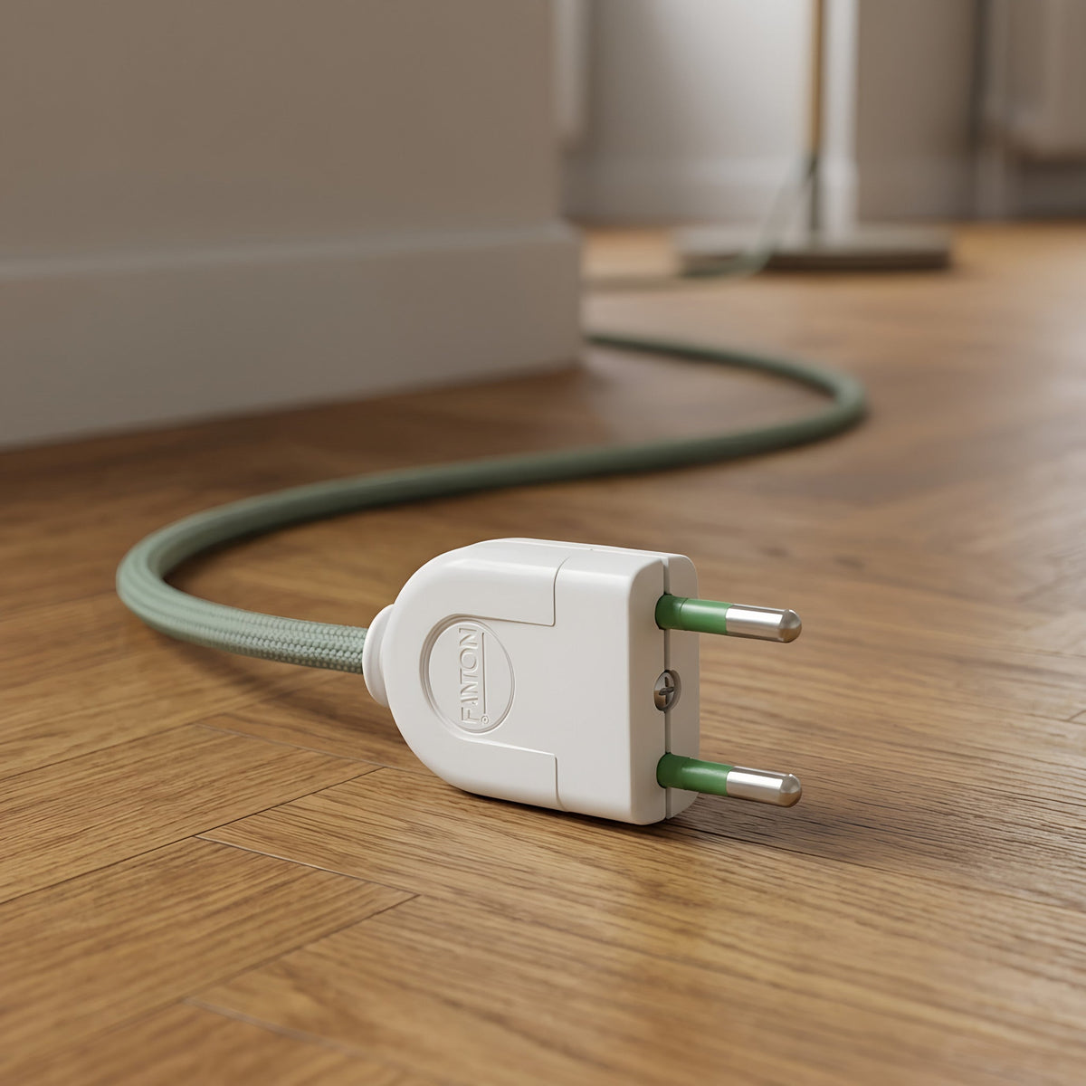 Clavija eléctrica recta, modelo pequeño para lámpara