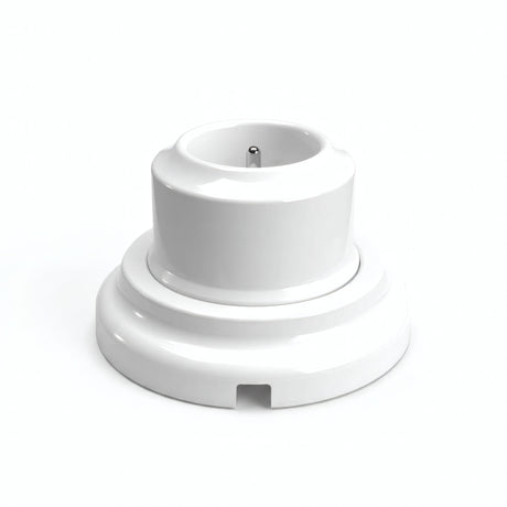 Kit toma de pared y base de porcelana — Francesa 2P+T 16 A / Blanco / Plana Ø 100 mm