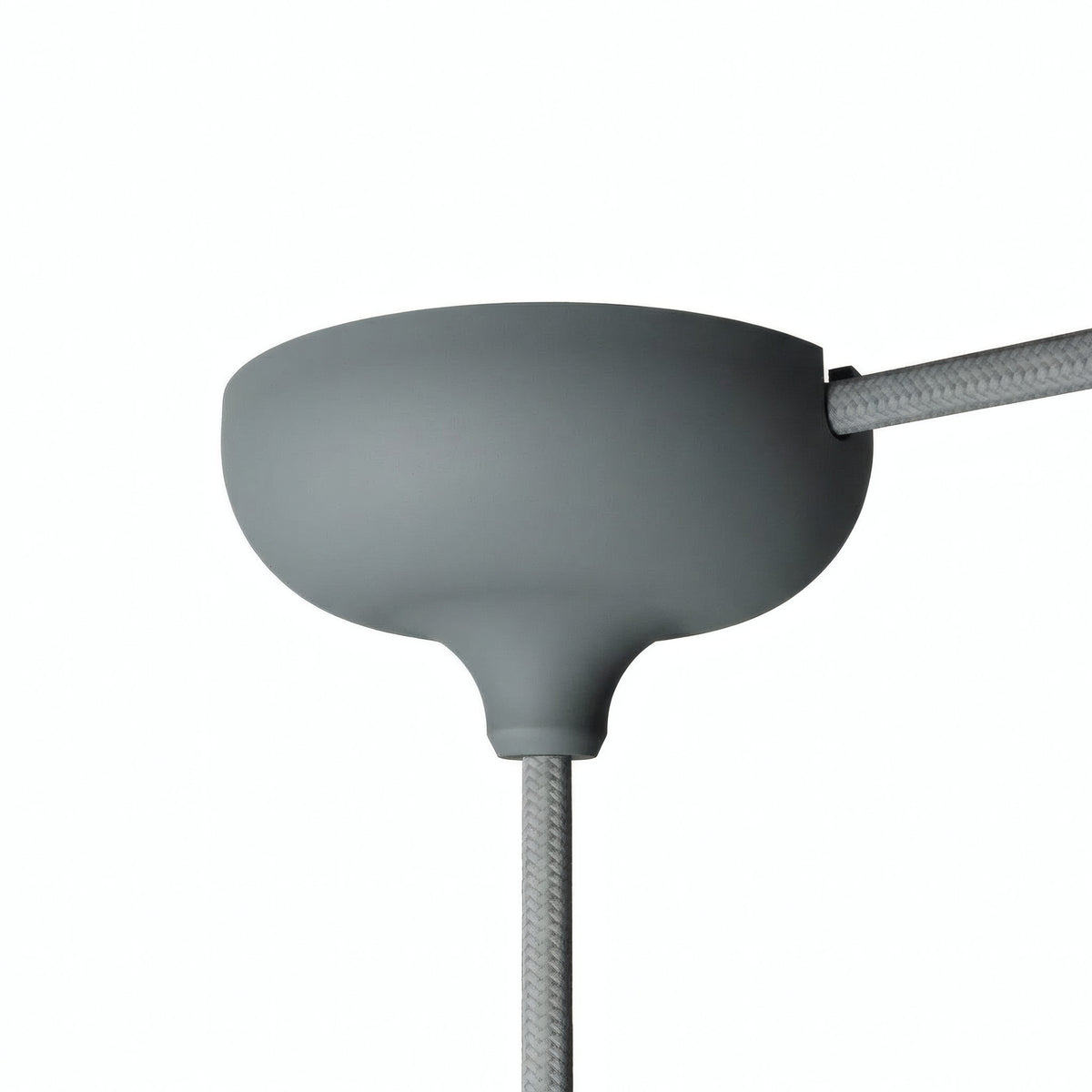 Florón de silicona Ø 88 mm, orificio central, salida lateral — Gris